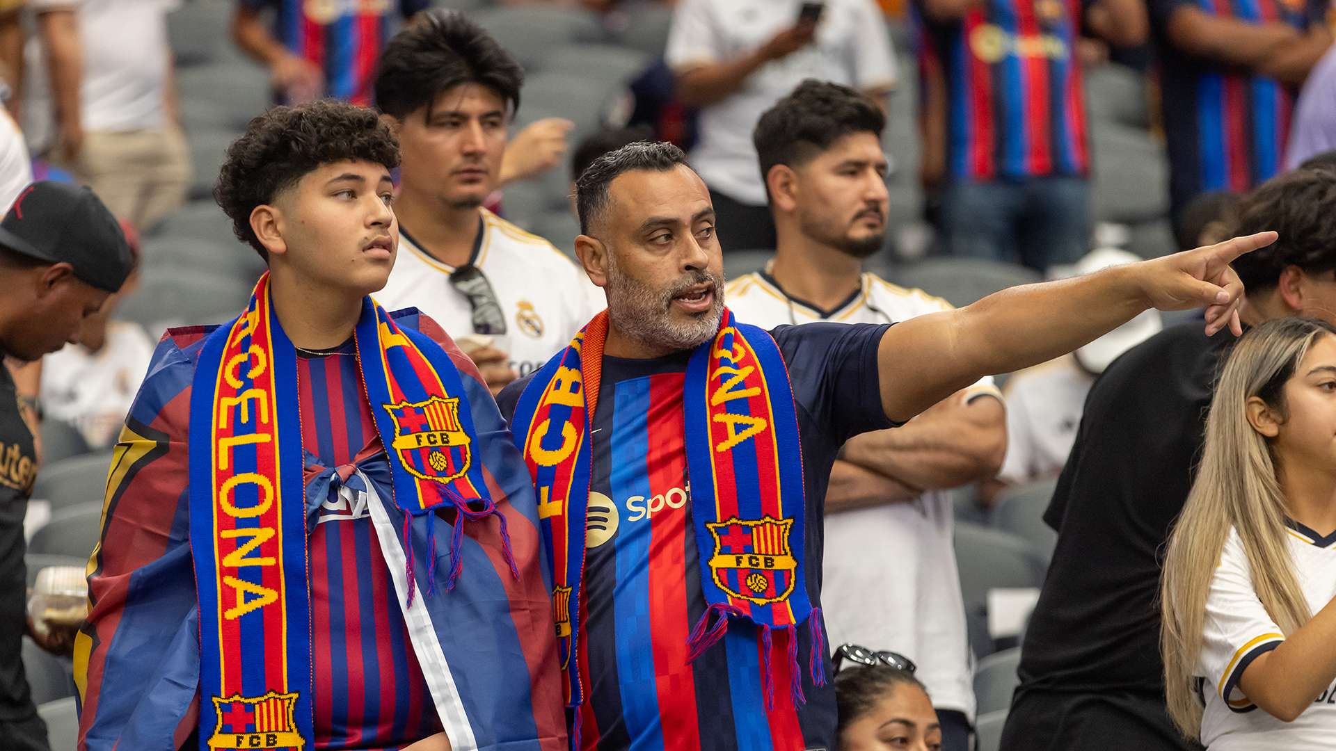 划是国际足 划是国际足