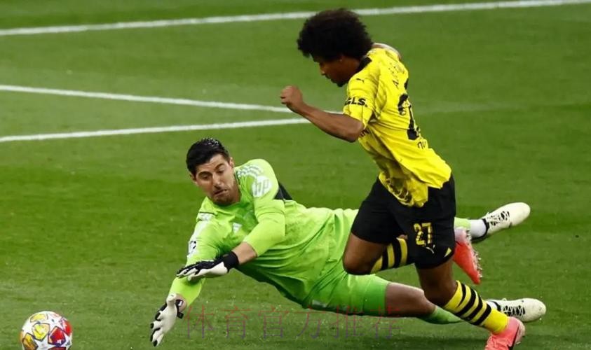 罗马诺:皇马准备敲定库尔图瓦续约 球员希望留队 罗马诺:皇马准备敲定库尔图瓦续约 球员希望留队